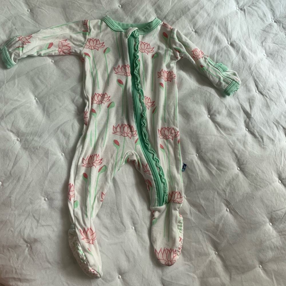 Kickee pants preemie footie